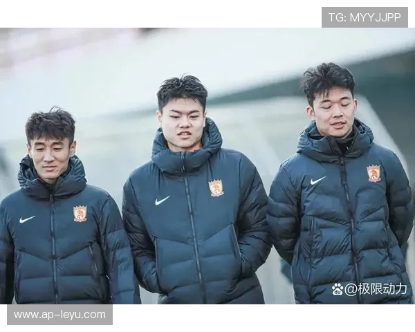 中超联赛球员表现神勇，技术风格全面发挥，中超联赛各队名单